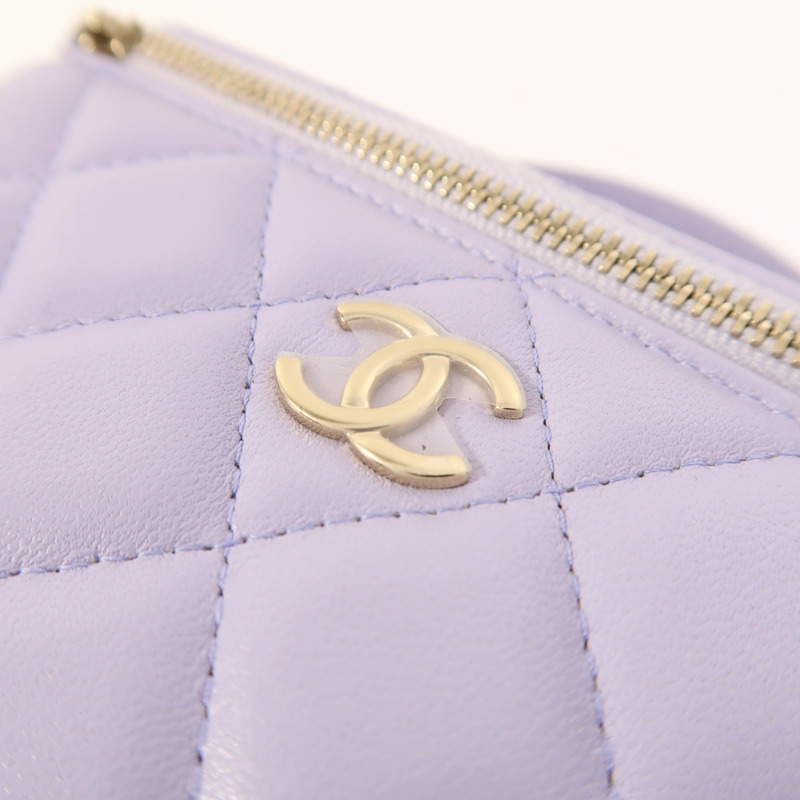 CHANEL 羊皮皮革Vanity Case金扣手挽肩背兩用袋-10