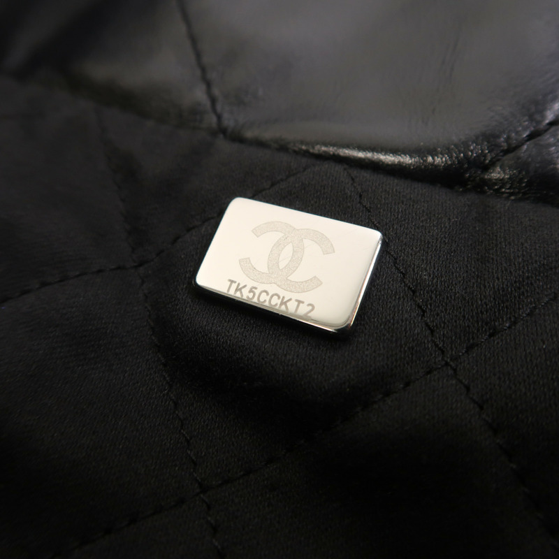 CHANEL 牛皮皮革Chanel 22 Small銀扣鏈帶肩背袋-6