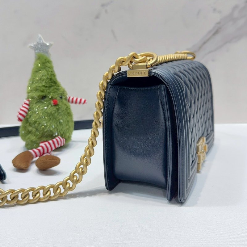 CHANEL 藍金羊 BOY 25-3