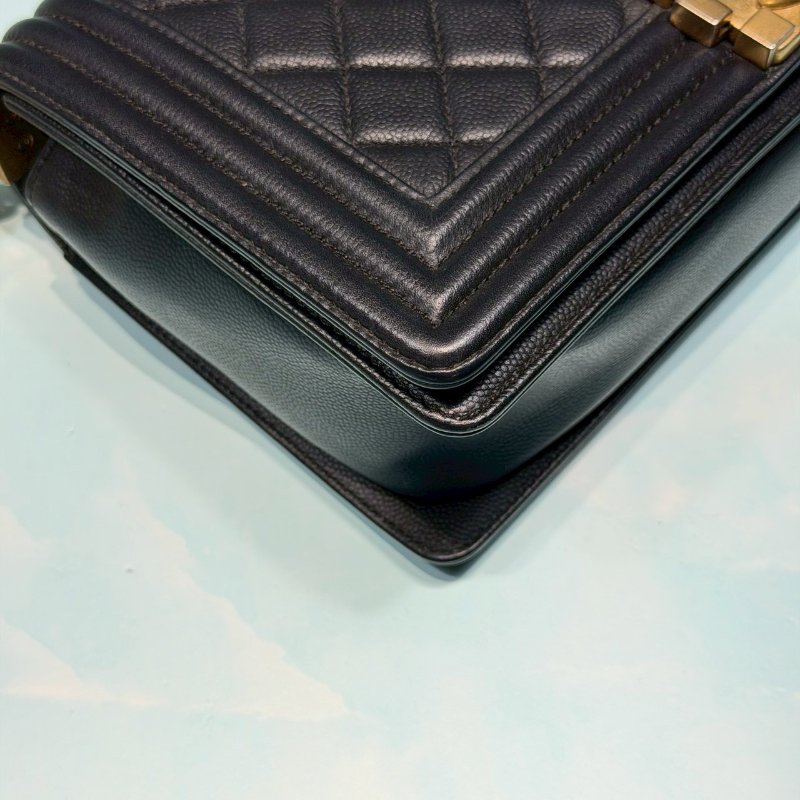 CHANEL 荔枝黑金 BOY 25-7