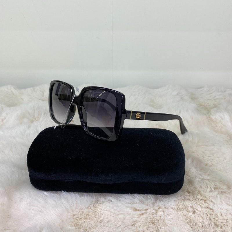 Gucci GG0632S 001墨鏡-1