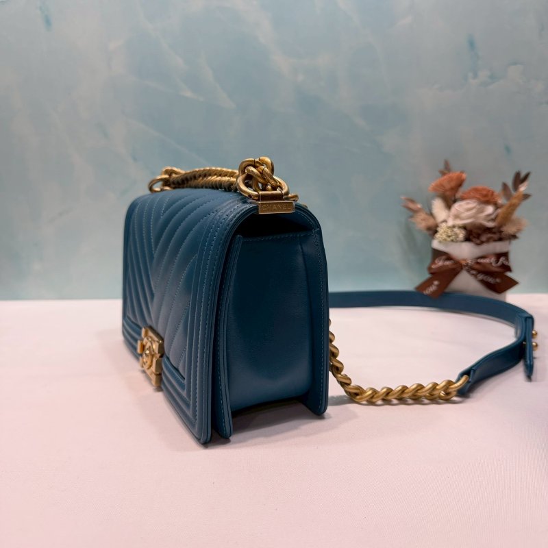 CHANEL 山型紋羊皮 BOY25-2