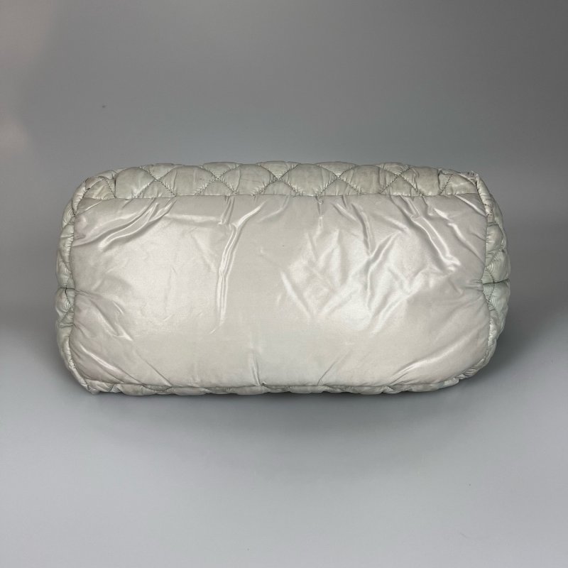 CHANEL 空氣包淺灰14開-4