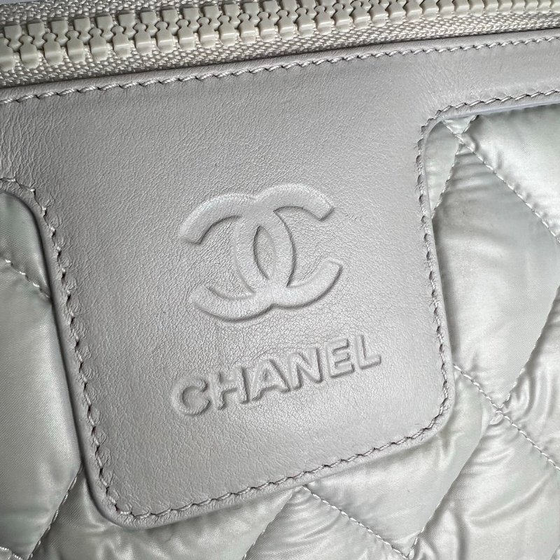 CHANEL 空氣包淺灰 大款 13開-10