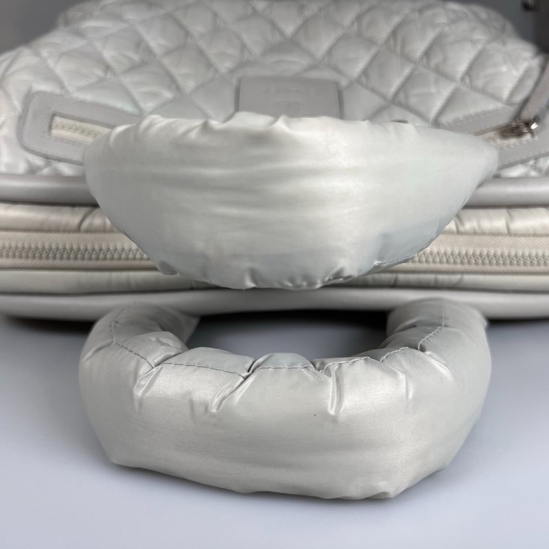 CHANEL 空氣包淺灰 大款 13開-11