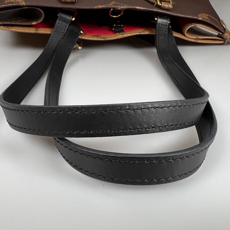 LV M45321/晶片款 ONTHEGO MM 托特包-9