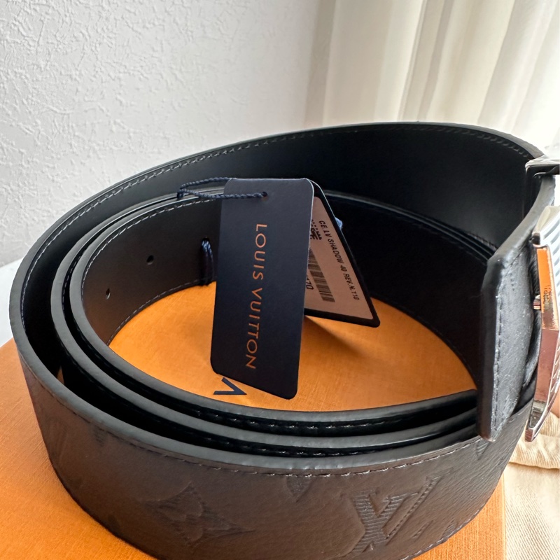 lv .男生皮帶 很特別🥹110cm-3
