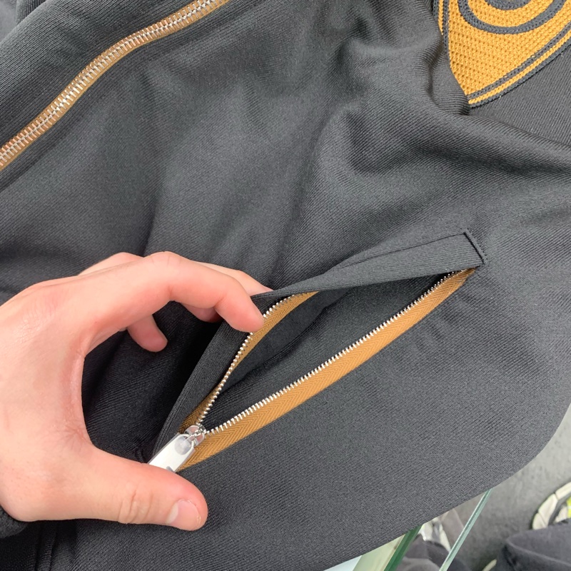 Burberry 衛衣 size M L   全新-4