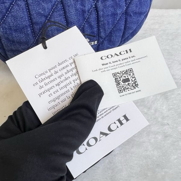 Coach 迷你斜背包-11