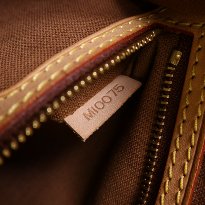 LOUIS VUITTON Monogram Batignolles金扣手挽袋棕色-6