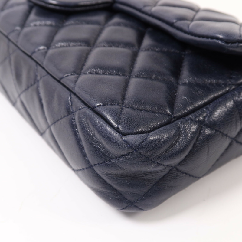 CHANEL 羊皮皮革Chain Shoulder銀扣鏈帶肩背袋-9