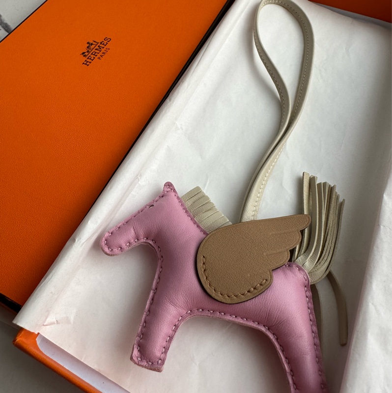 Hermes 粉/咖 小飛馬吊飾-0