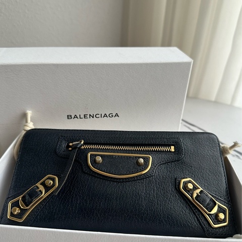 巴黎世家最甜長夾 還是藍色金釦