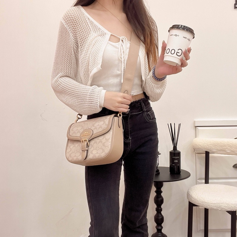 Coach 全新卡其色老花馬鞍包-1