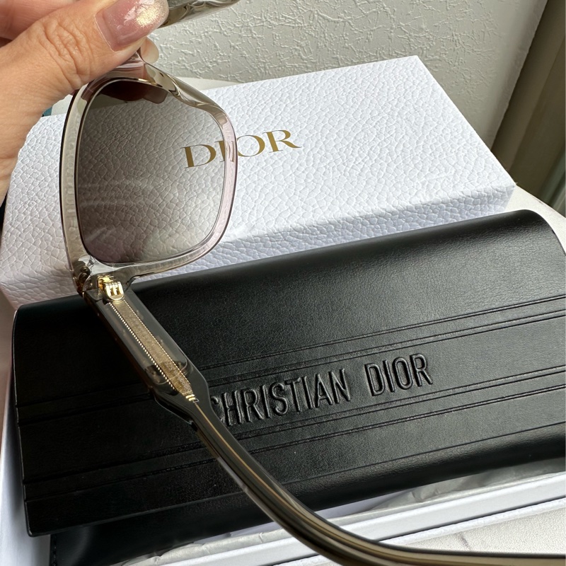 Dior超級美 漸層灰茶墨鏡-8