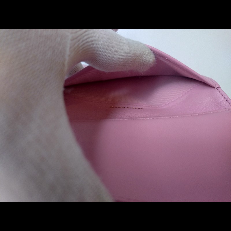 Chanel 粉羊皮菱格下蓋中夾-24