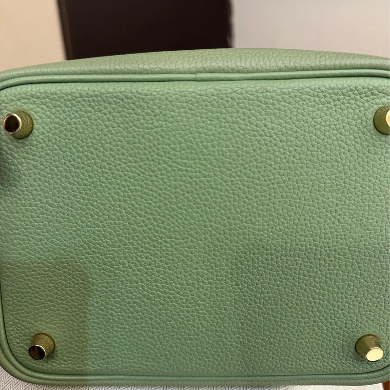 HERMES 牛油果綠PICOTIN18-4