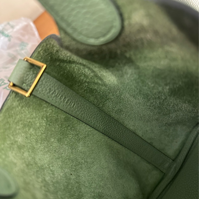 HERMES 牛油果綠PICOTIN18-11