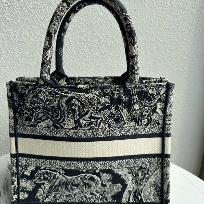 Dior 刺繡動物托特包PM 全館最低-1