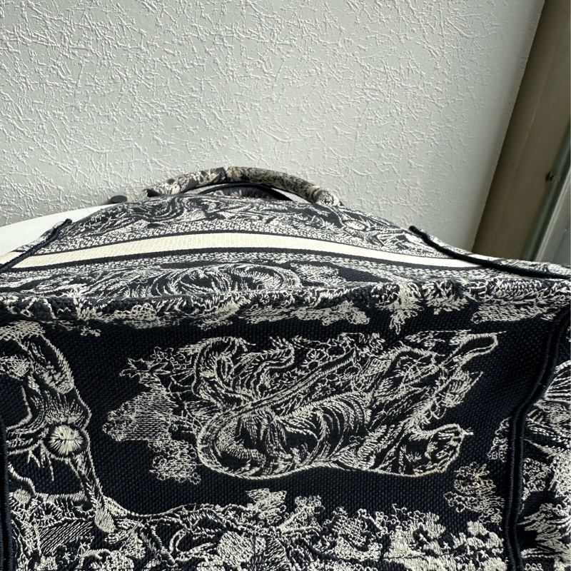 Dior 刺繡動物托特包PM 全館最低-8