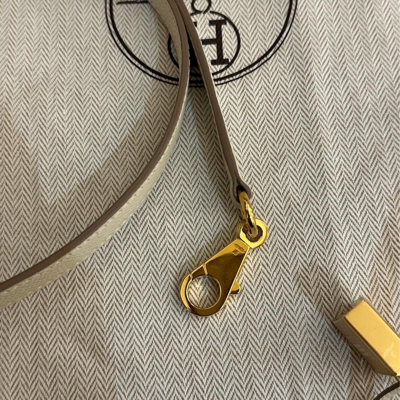 HERMES 奶昔白金釦KELLY28-10