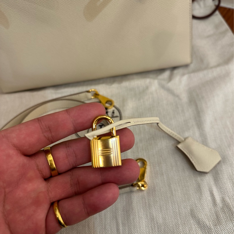 HERMES 奶昔白金釦KELLY28-13