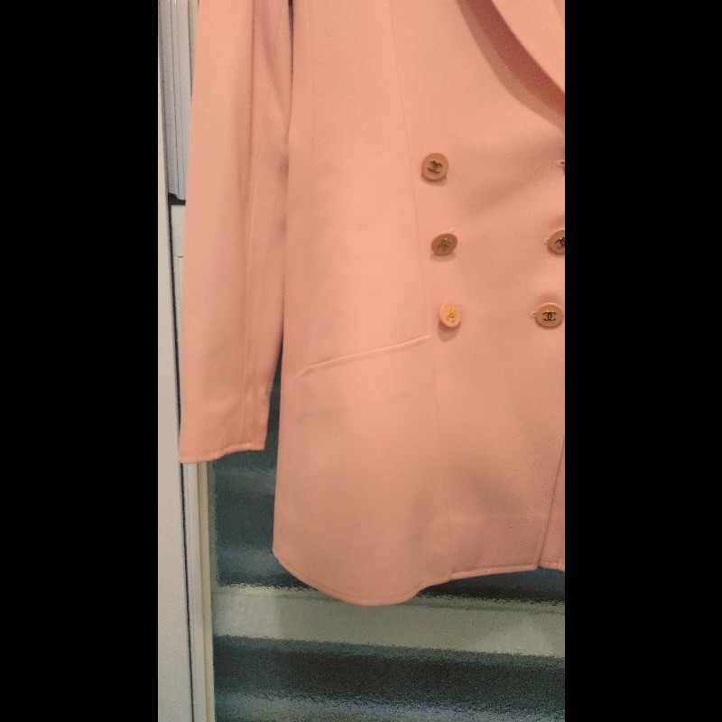 Chanel 粉色雙排釦長版外套-1