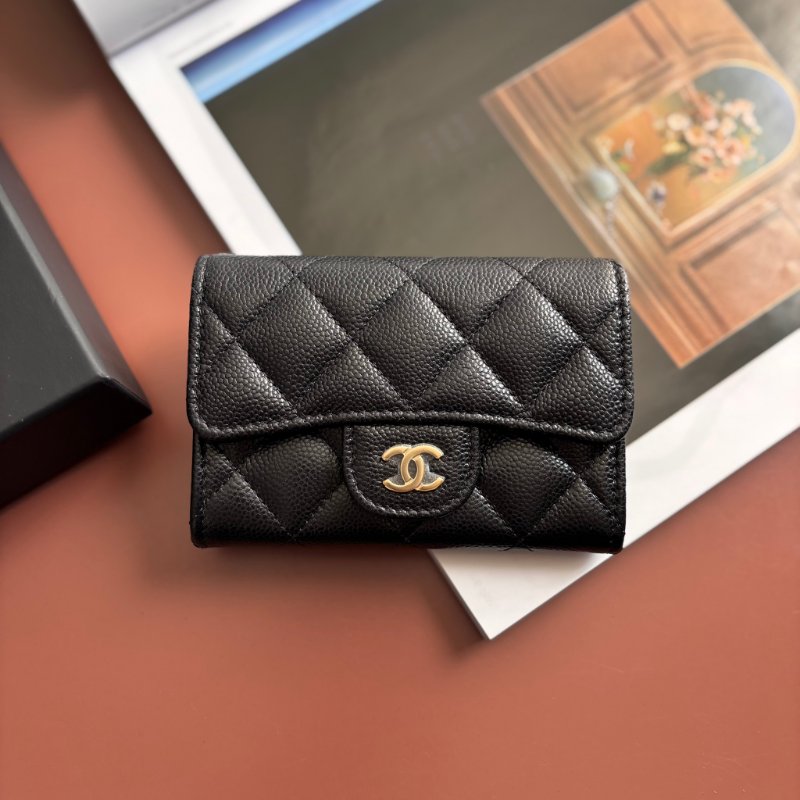 ::CHANEL:: 黑荔枝菱格紋皮革金雙C內拉鍊卡片零錢包-0