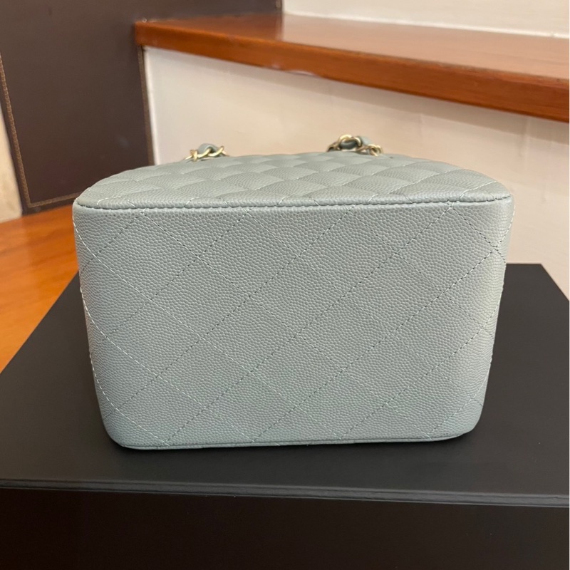 CHANEL 灰藍荔枝超級好看方型鏈包-6