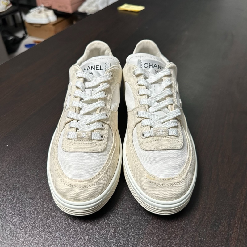 Chanel香奈兒24C米色休閒鞋板鞋 38碼 98新-1