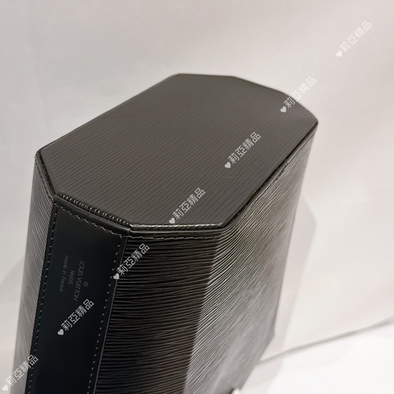 莉亞精品♡ Lv 水波紋薯條肩背包 二手美包-8