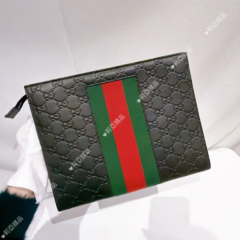 莉亞精品♡ Gucci 黑壓紋手拿包 二手美包-1