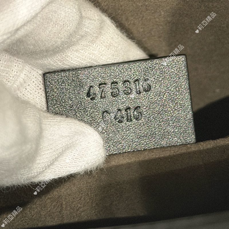 莉亞精品♡ Gucci 黑壓紋手拿包 二手美包-13