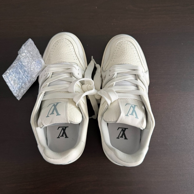 lv 路易威登trainer白水泥女款 35碼 98新-5