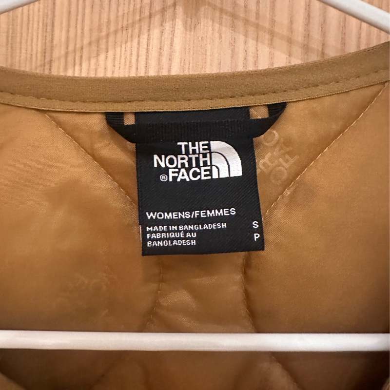 the north face 北臉台灣沒有款 大地色系實穿鋪面外套，可單穿可當中間層搭配-3