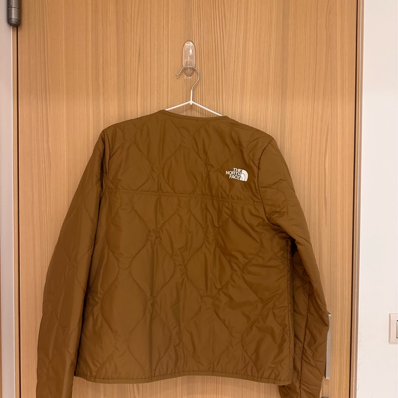 the north face 北臉台灣沒有款 大地色系實穿鋪面外套，可單穿可當中間層搭配-6