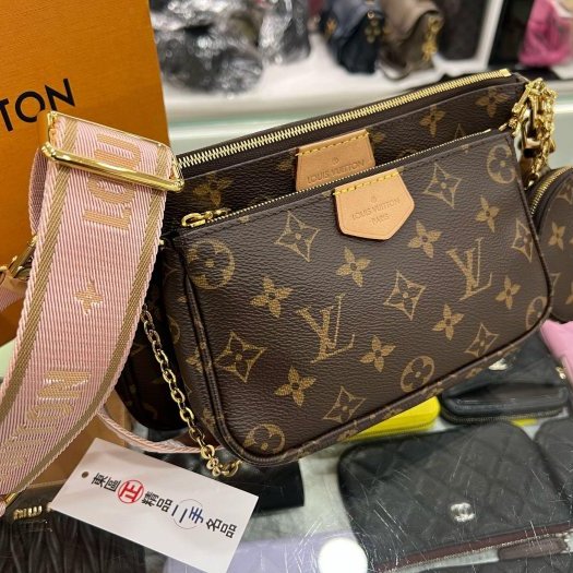 東區正精品㊣LV M44840 老花三合一拼粉色寬背帶斜背包金鍊肩背包圓形零錢包 RZ6191-1