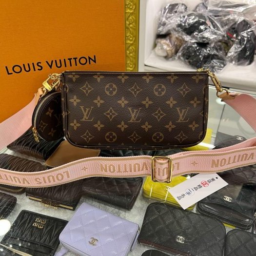 東區正精品㊣LV M44840 老花三合一拼粉色寬背帶斜背包金鍊肩背包圓形零錢包 RZ6191-6