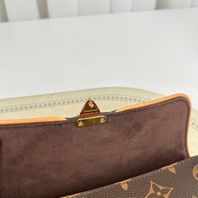 Lv/路易威登  芯片款 Camille老花鏈條包 經典棕色老花 實用百搭-21