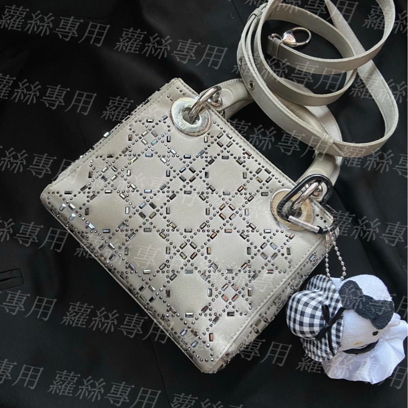 dior迪奧絲綢緞面戴妃銀灰色水鑽三格戴妃-2