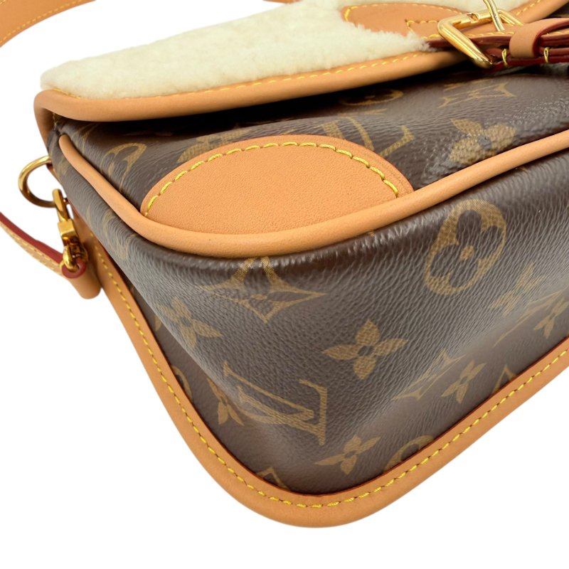 Louis Vuitton - 原花拼羔羊毛下蓋Diane法棍包-7