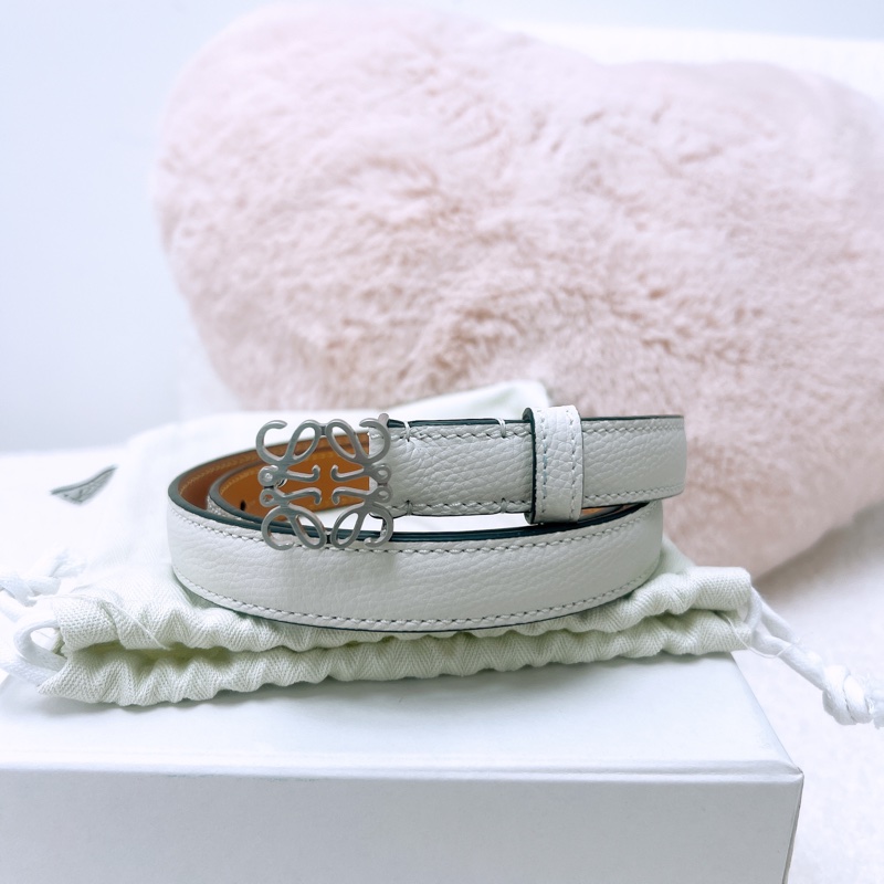全新 Loewe anagram 白色腰帶 20mm 75碼-1