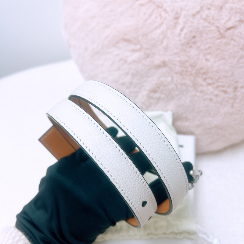 全新 Loewe anagram 白色腰帶 20mm 75碼-3