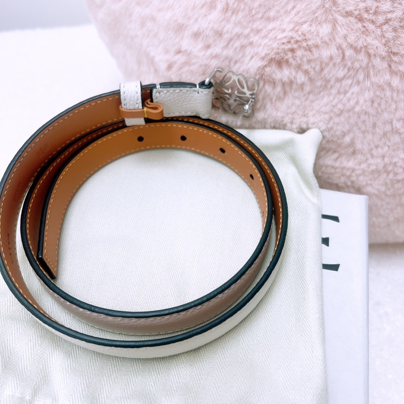 全新 Loewe anagram 白色腰帶 20mm 75碼-4