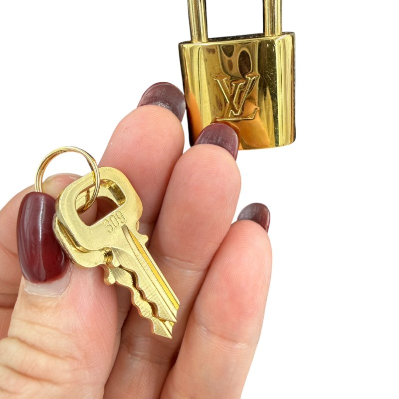 Louis Vuitton - 原花半圓弧Boétie拉鍊鎖頭包╻MM-19