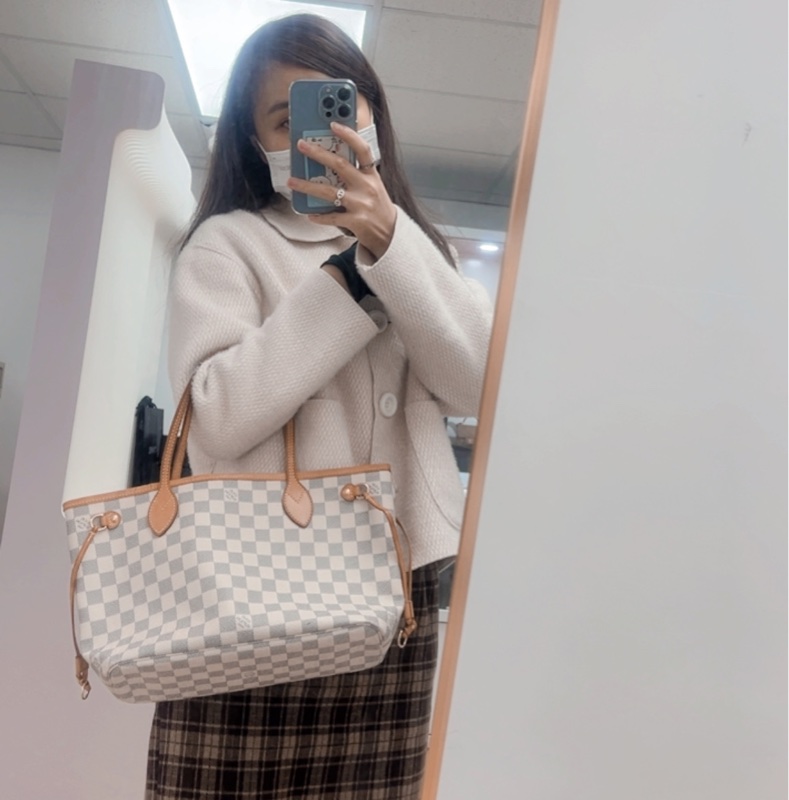 Lv neverfull Pm 白色棋盤托特包-14