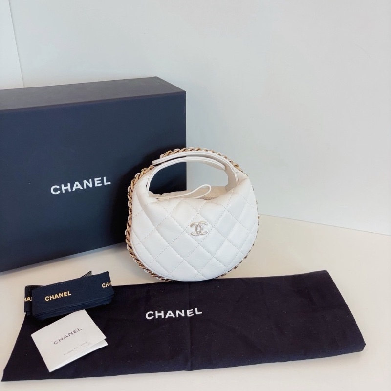 Chanel 23c Pouch白金呼啦圈月牙包 16*16*5.5  全新閒置塵袋-2