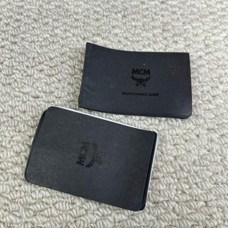 MCM老花滿印綠色雙肩背包 容量大 能裝電腦 日常通勤出門都ok 肩帶寬肩帶舒服-20