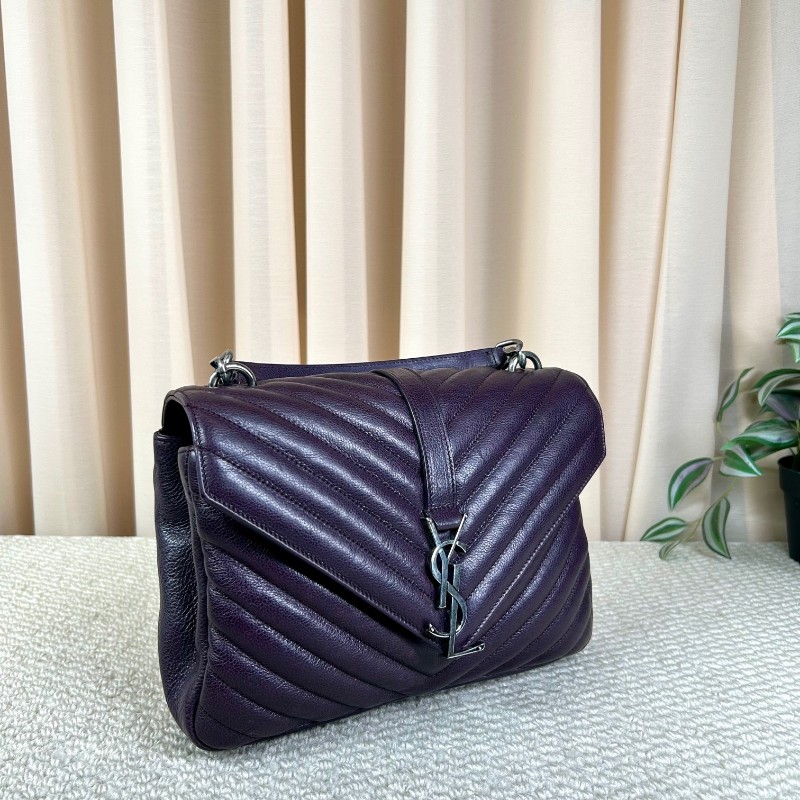 YSL聖羅蘭信封紫銀郵差包 可手提斜挎單肩 包身很柔軟的小牛皮材質 可鹽可甜隨意好搭配 容量實用 日常百搭-2