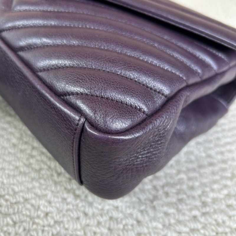 YSL聖羅蘭信封紫銀郵差包 可手提斜挎單肩 包身很柔軟的小牛皮材質 可鹽可甜隨意好搭配 容量實用 日常百搭-8